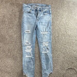 American Eagle Outfitters Light Blue Distressed Cropped Jeans